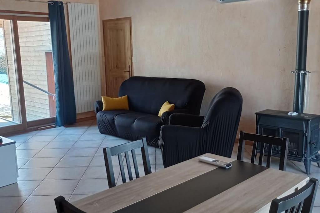 Chalet 2 Chambres En Savoie Pour 1 A 4 Personnes Gerbaix Dış mekan fotoğraf